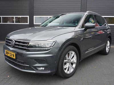 Grijs Gebruikt 2019 VW Tiguan Highline SUV | € 25.500 (Goede deal)