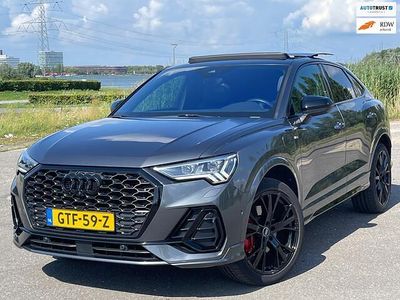 Grijs Occasion 2021 Audi Q3 Sportback Design SUV | € 47.499