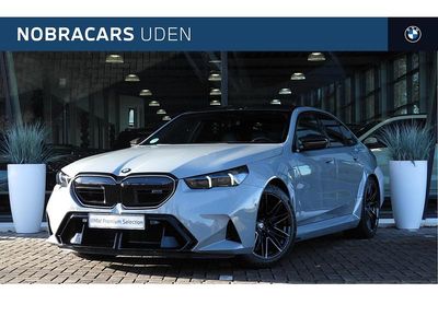 Grijs Occasion 2025 BMW M5 Comfort Edition Sedan | € 138.950 (Goede deal)