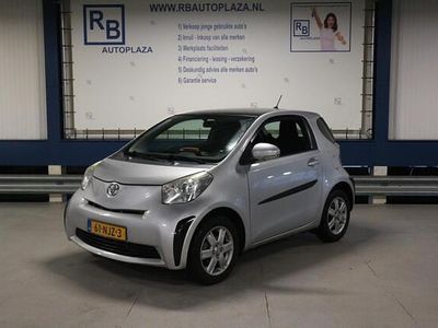 Grijs Gebruikt 2010 Toyota iQ Comfort Hatchback | € 3.450 (Eerlijke prijs)