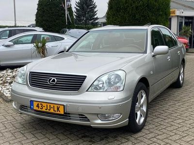 Lexus LS430