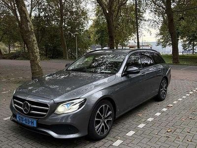Mercedes E220
