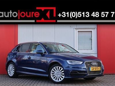 Blauw Occasion 2015 Audi A3 Sportback Attraction Hatchback | € 8.495 (Eerlijke prijs)