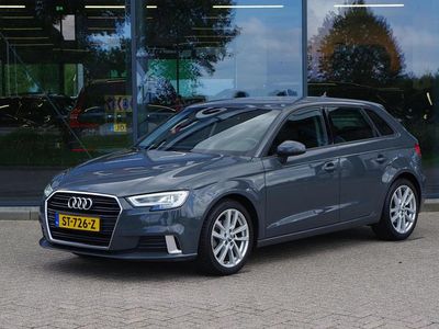 Grijs Occasion 2018 Audi A3 Sportback Sport Hatchback | € 18.400 (Eerlijke prijs)
