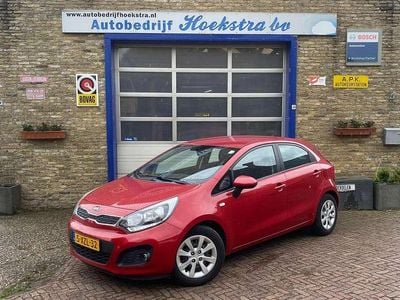 Occasion Kia Rio 86 PK (63 kW) 2014 Rood Hatchback
