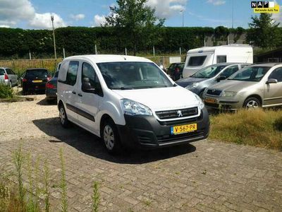 Wit Gebruikt 2018 Peugeot Partner Premium MPV | € 9.748 (Eerlijke prijs)