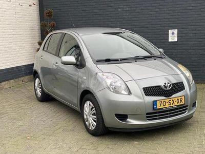 tweedehands Toyota Yaris 1.3 16v VVT-i Linea Sol