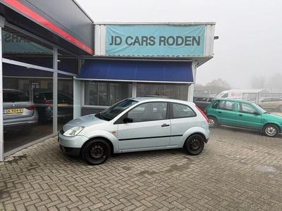 Groen Gebruikt 2004 Ford Fiesta Ambiente Hatchback | € 445 (Super prijs)