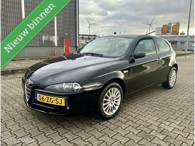 tweedehands Alfa Romeo 147 1.6 T.Spark Progression UNIEK!!!