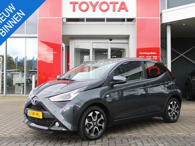 tweedehands Toyota Aygo 1.0 VVT-i x-play APPLE/ANDROID CAMERA LM-VELGEN AIRCO EL-RAMEN/SPIEGELS