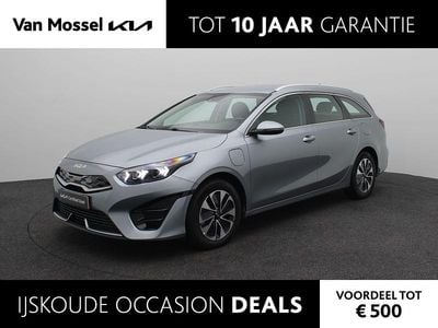 Grijs Gebruikt 2022 Kia Ceed Hatchback | € 19.940 (Eerlijke prijs)