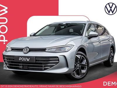 Zilver Gebruikt 2025 VW Passat Business Stationwagen | € 45.900