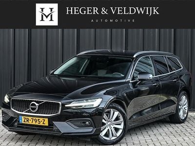 Zwart Gebruikt 2018 Volvo V60 Momentum Stationwagen | € 18.400 (Eerlijke prijs)