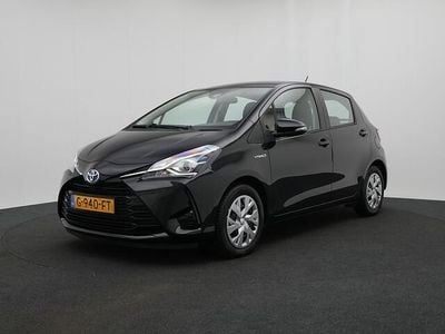 Zwart metallic Occasion 2019 Toyota Yaris Active Hatchback | € 16.845 (Eerlijke prijs)
