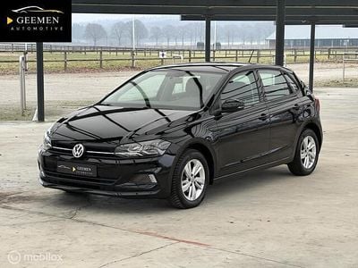 Zwart Occasion 2018 VW Polo Comfortline Hatchback | € 11.950 (Eerlijke prijs)