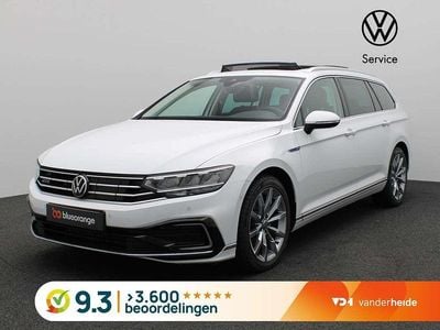 Wit Gebruikt 2023 VW Passat Business Stationwagen | € 35.745 (Goede deal)