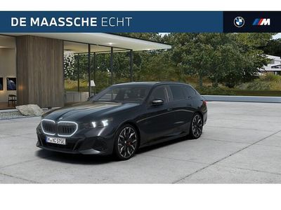Grijs Nieuw 2025 BMW 530e Comfort Edition Stationwagen | € 94.915 (Iets duurder)