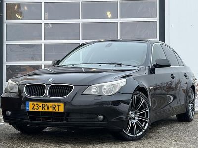 Zwart Gebruikt 2005 BMW 523 Executive Sedan | € 3.250 (Eerlijke prijs)