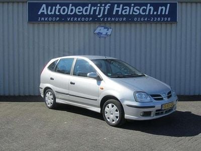 Nissan Almera Tino