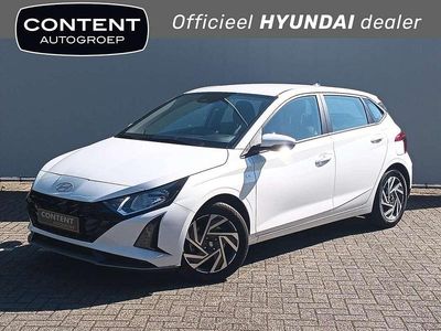 Wit metallic Occasion 2024 Hyundai i20 Comfort Hatchback | € 17.440 (Eerlijke prijs)