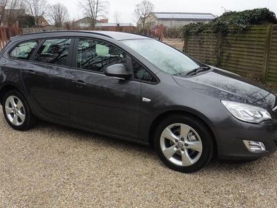 Overige Gebruikt 2012 Opel Astra Enjoy Stationwagen | € 9.990