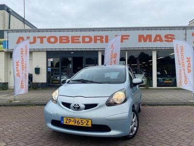 Blauw Gebruikt 2006 Toyota Aygo Hatchback | € 4.750 (Eerlijke prijs)