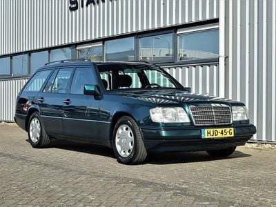 Occasion Mercedes E200 136 PK (100 kW) 1994 Groen Stationwagen