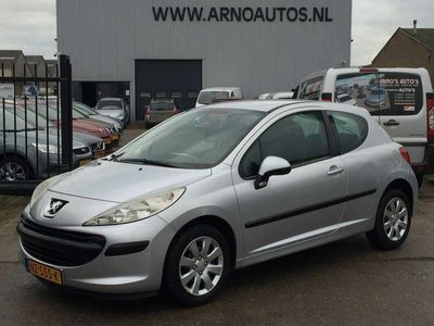 tweedehands Peugeot 207 1.4-16V XR AIRCO ELEK-RAMEN CENT-VERGRENDELING