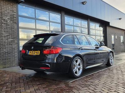Zwart Gebruikt 2015 BMW 316 Executive Stationwagen | € 13.975 (Eerlijke prijs)