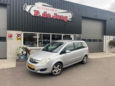 Grijs Gebruikt 2008 Opel Zafira MPV | € 1.975 (Eerlijke prijs)