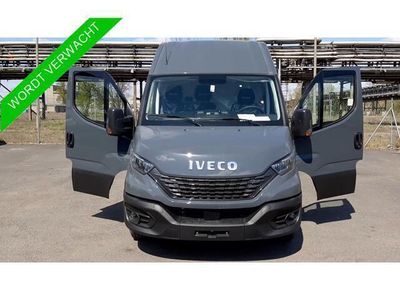 tweedehands Iveco Daily 35S18 3.0 L2H2 352L Hi-Matic Navi, Camera, Adap. Cruise, LM Velg, 3.5T Trekhaak, LED!! NR. P01*