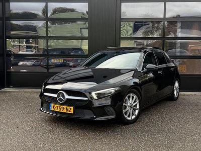Zwart Gebruikt 2018 Mercedes A200 Hatchback | € 18.999 (Goede deal)