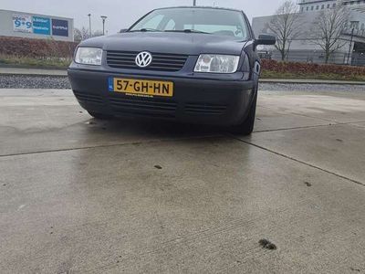 VW Bora