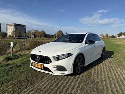 Wit Gebruikt 2018 Mercedes A200 Night Stationwagen | € 22.500 (Super prijs)