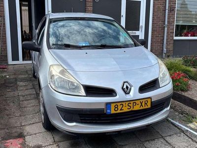 Renault Clio II
