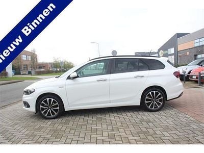 Wit Occasion 2020 Fiat Tipo Lounge Stationwagen | € 15.950 (Eerlijke prijs)