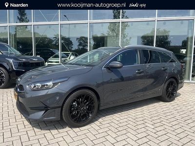 Grijs, metallic lak Occasion 2024 Kia Ceed Sportswagon Stationwagen | € 28.900 (Iets duurder)