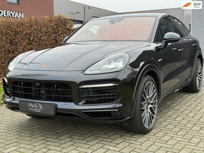 Zwart Occasion 2023 Porsche Cayenne SUV | € 77.788