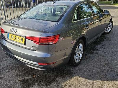 Grijs Occasion 2016 Audi A4 Proline Sedan | € 13.000 (Duur)