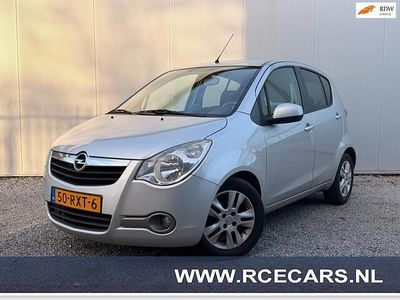 Grijs (metallic) Gebruikt 2011 Opel Agila Edition Hatchback | € 4.450 (Eerlijke prijs)