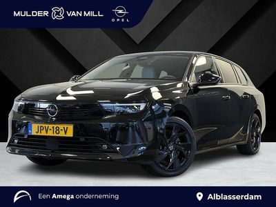 Zwart Gebruikt 2023 Opel Astra Elegance Stationwagen | € 30.895 (Eerlijke prijs)