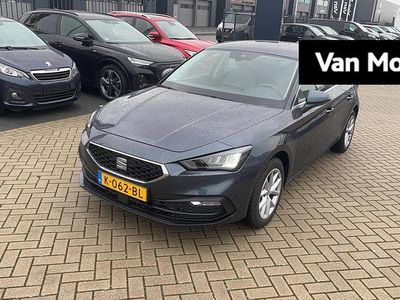 Grijs Gebruikt 2020 Seat Leon Style Hatchback | € 17.900 (Iets duurder)