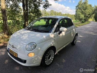 Wit Gebruikt 2011 Fiat 500 Lounge Hatchback | € 4.249 (Eerlijke prijs)