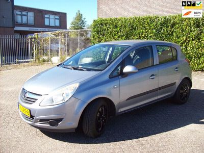 tweedehands Opel Corsa 1.2-16V Business