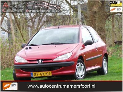 tweedehands Peugeot 206 1.1 XR