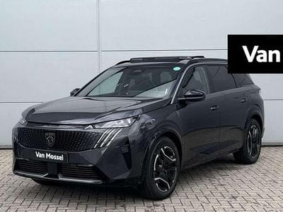 Peugeot e-5008