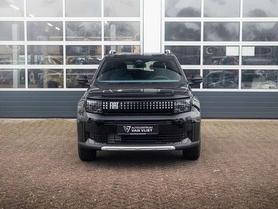 Cinema black (533) Nieuw 2025 Fiat Grande Panda Icon Hatchback | € 26.690 (Eerlijke prijs)