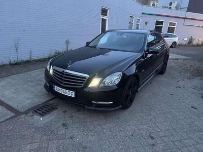 Gebruikt 2012 Mercedes E200 Avantgarde Sedan | € 9.200 (Eerlijke prijs)