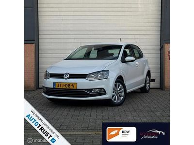 Wit Occasion 2014 VW Polo Highline Hatchback | € 8.350 (Eerlijke prijs)