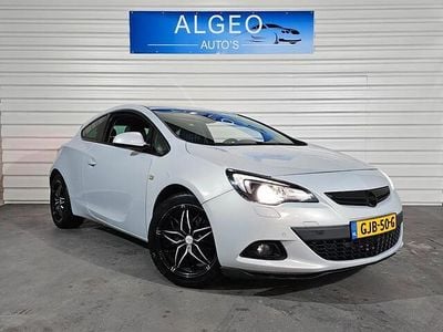 Wit Gebruikt 2012 Opel Astra GTC Sport Hatchback | € 4.500 (Super prijs)